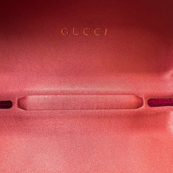 Gucci Burgundy Sunglasses Case and Gucci Slip Cover, Any Gender - Picture 7 of 10